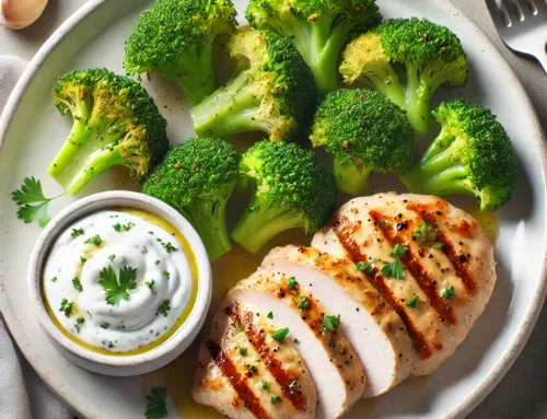 Diner: Kipfilet met geroosterde broccoli en knoflookyoghurt.